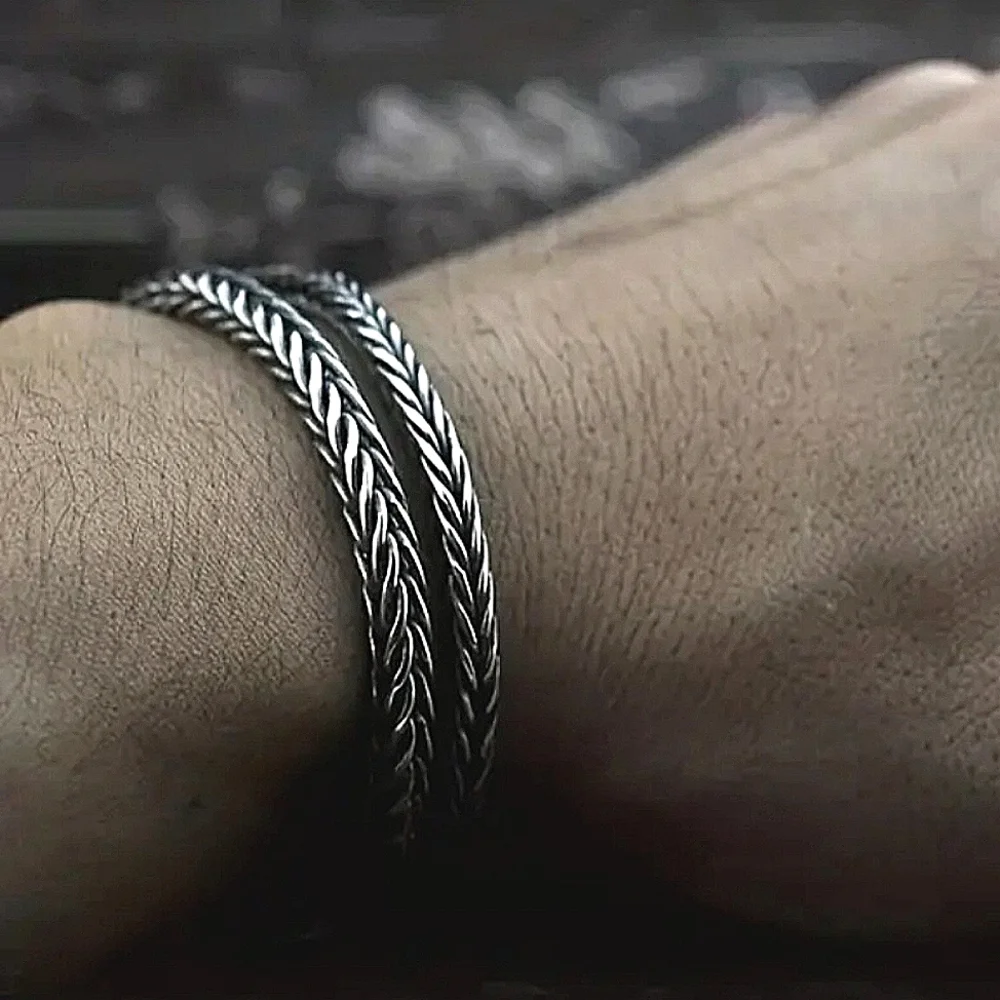 Foxtail Herringbone Bracelet